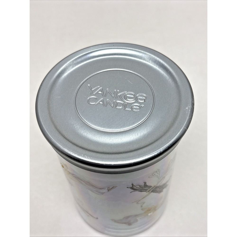 Yankee Candle Smoke Vanilla & Cashmere 20 Oz Retired Fragrance Two Wick - Picture 5 of 9